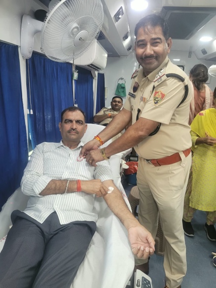 सोनीपत पुलिस रक्तदान शिविर गोहाना 3